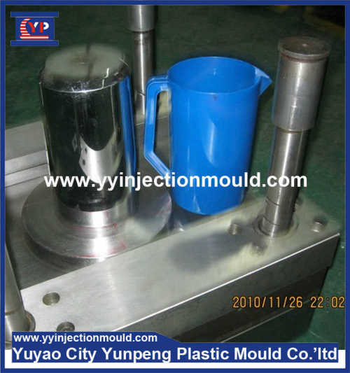 injection mold for plastic cold water cup/bottle (From Cherry)