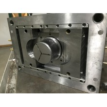 Build quality plastic injection molds