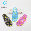 New arrival 2019 fashion beach cheap women rubber slippers flip flop Jelly sandal