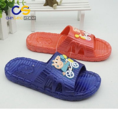 Cute kids sandals lovely slipper carton children sandals with top quality