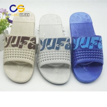 Good quality comfort men indoor slipper with holes