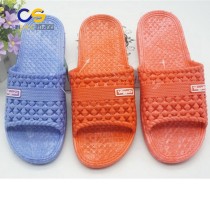 Simple PVC women home slipper shoes with holes