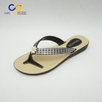 2017 hot selling air blowing women flip flops with factory supply