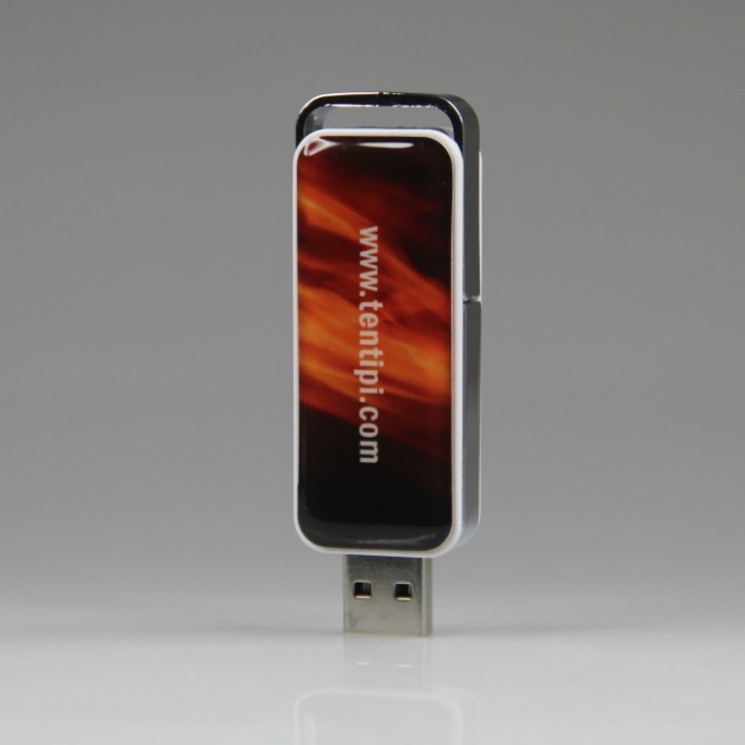 usb gadget with doming logo