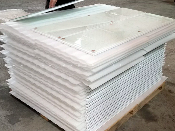 Laminated PVC foam board