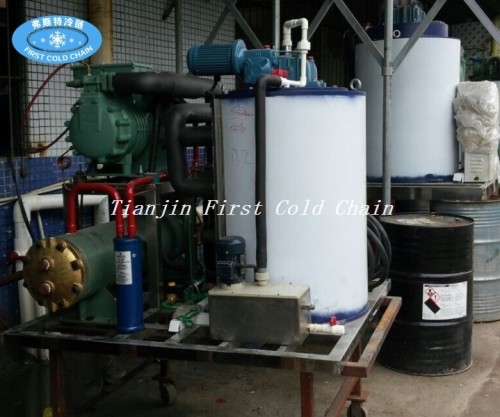 Máquinas de fabricación de hielo en escamas 5000kg / 24 con compresor Bitzer