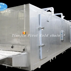 China Congelador de túnel de 600kg / h finamente procesado con acero inoxidable lleno para camarones