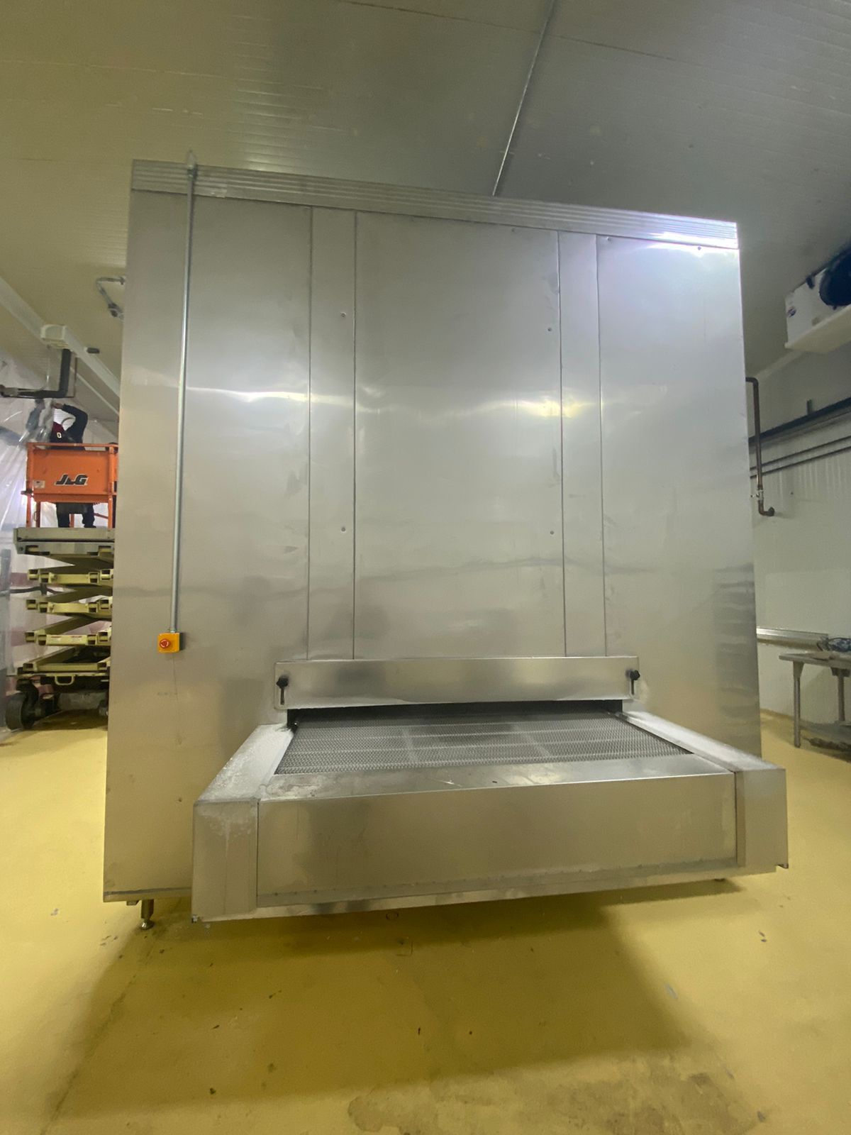 Impingement linear freezer 