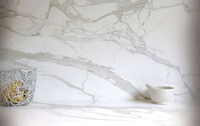 Роскошное и простое обслуживание Итальянский белый натуральный камень Calacatta oro