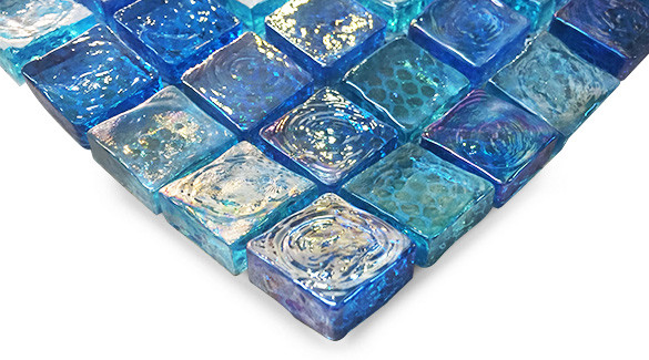 Luminescent iridescent clear glass swimming pool mosaic tiles for private villa