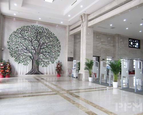 Ideal tree is made of inlay and glazed mosaic