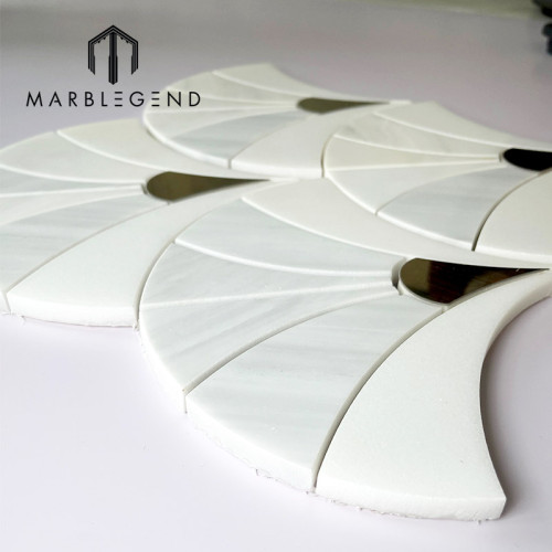 Art Deco Fan Shape Milano White Marble Mosaic Tile with Brass Inlay Waterjet Wall Tile for Villa Interior