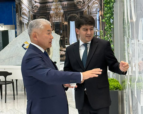 Dushanbe EXPO: Tasso White Welcomes Government Representatives from Mongolia and Tajikistan