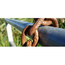 How to protect steel from corrosion?