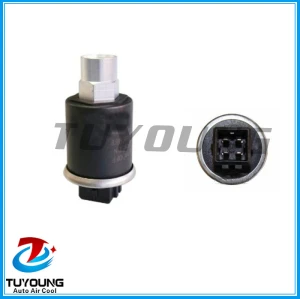 auto air conditioning Pressure Switch VW Golf / Passat / Bora / Audi A3 Antigo / Polo Classic 4 Pin