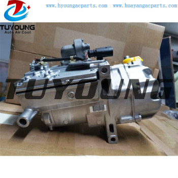 car  aircon compressor   AUDI Q7