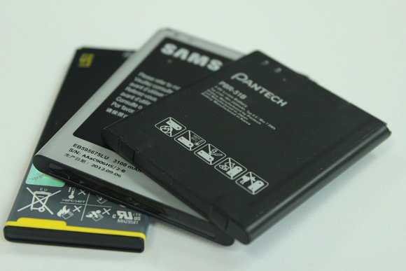 How to choose cell phone battery?