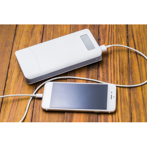 Maintenance method of mobile phone battery