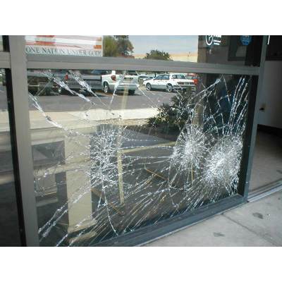 Factory direct sale high quality high safety laminated glass