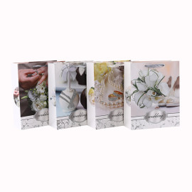 Белый картонный цветок Романтический стиль Блестящий подарочный бумажный пакет с 4 дизайнами, ассорти из упаковки