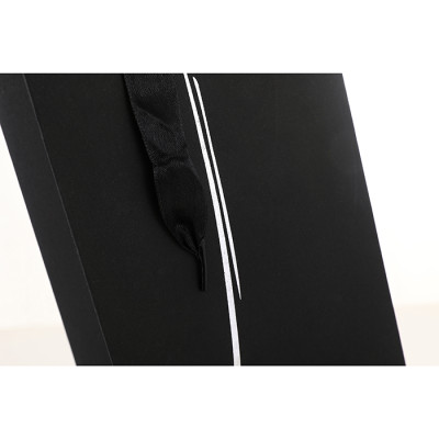 200gsm Black Craft Paper Bottle Wine Bags With 2 Sides Of Silver Foil Stamping