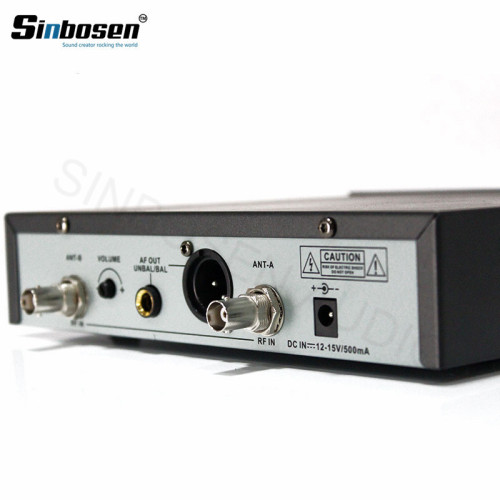 SKM9100 Trasmettitore da cintura per microfono wireless con clip a bavero