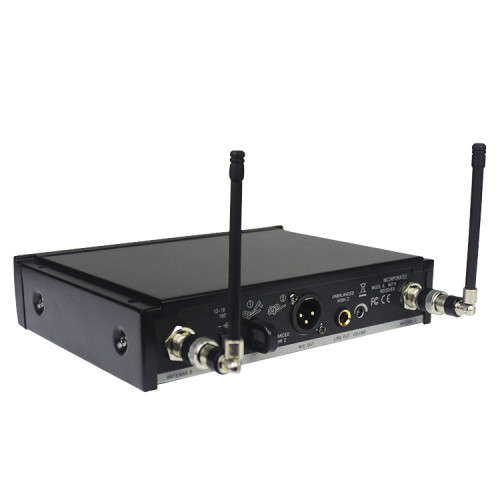 Récepteur sans fil de haute qualité sans fil avec récepteur sans fil Live Vocals SLX4 / SM-58