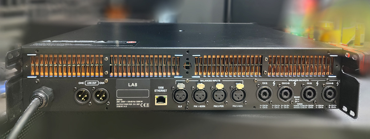 LA8 DSP power amplifier