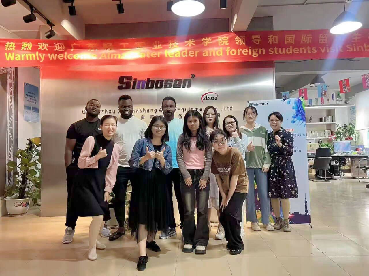 Sinbosen warmly welcomes Nigerian students and teachers from Guangdong Light Industry Vocational College to visit
