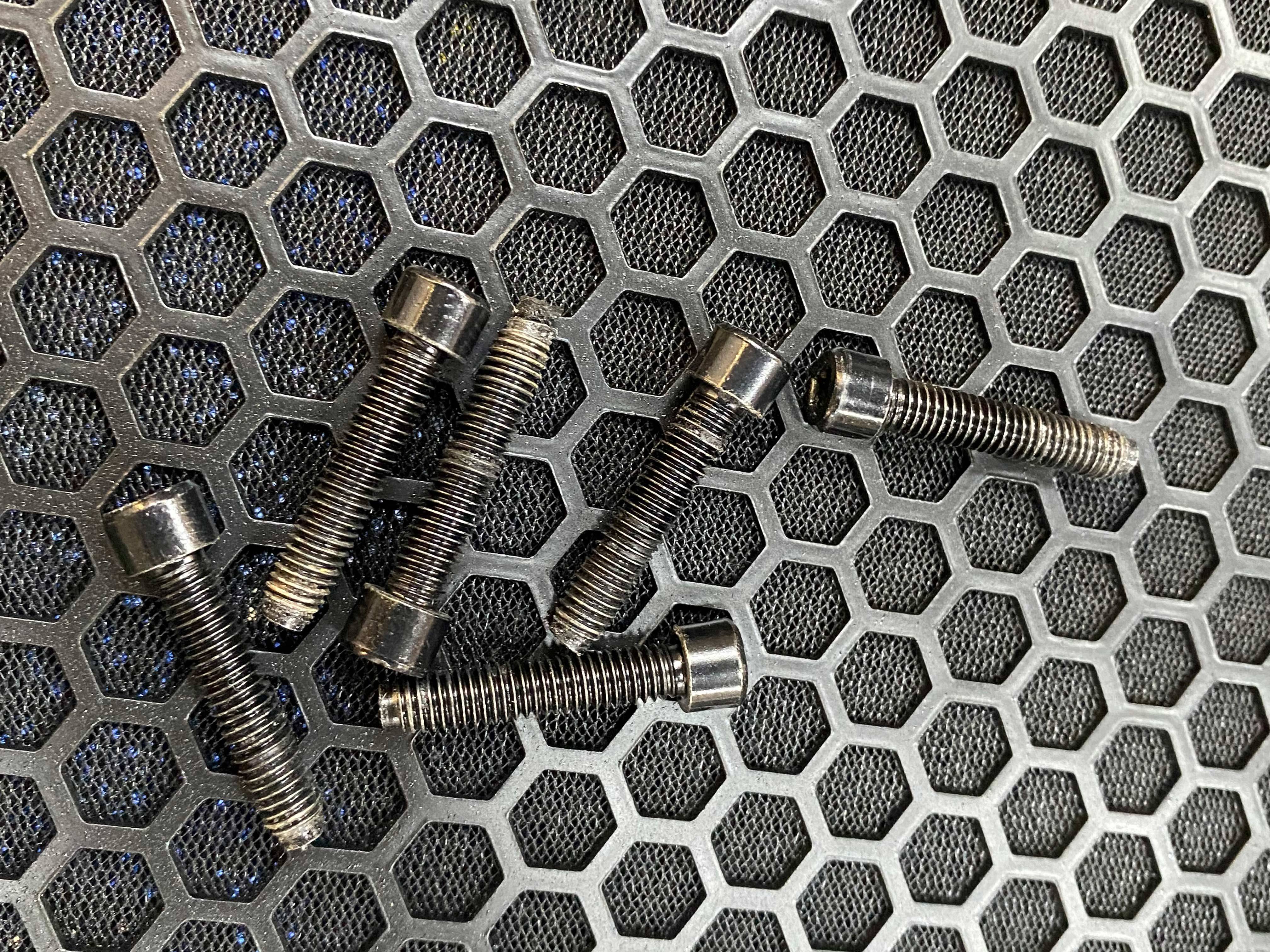 Screws compare