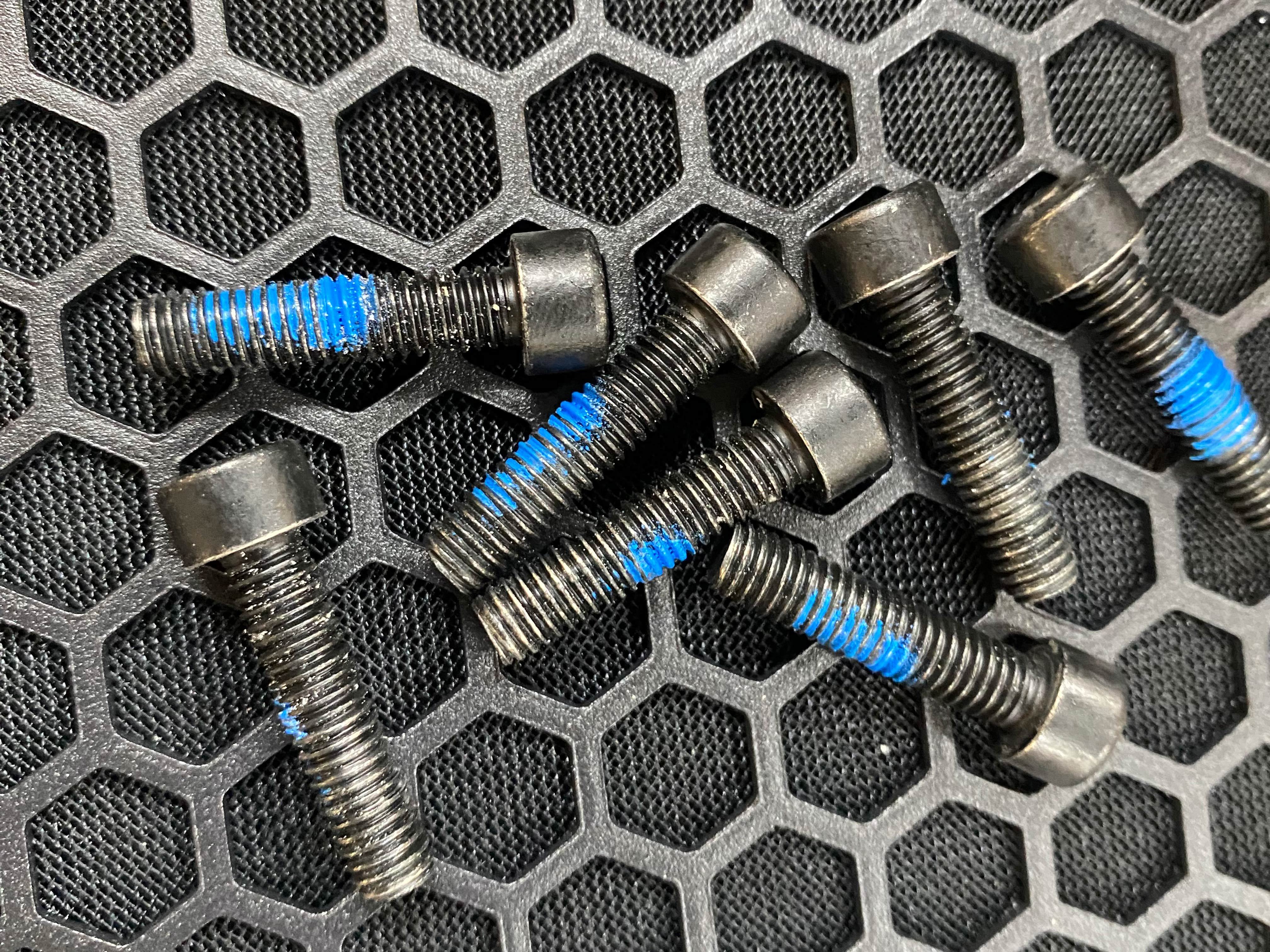 Screws compare