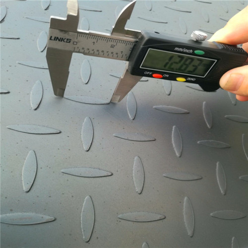 standard steel checkered plate sizes