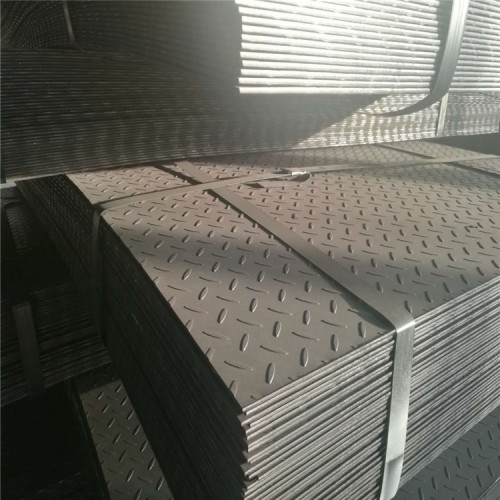 Checkered plate with Material Grade Q235B A36 in Thickness 6mm Galvanizing finished