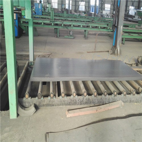 HOT ROLLED CARBON STEEL PLATE CHECKERED CHEQUERED STEEL SHEET