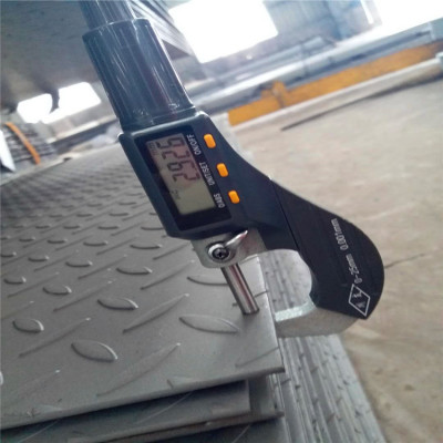 Low Price q235b a36 ss400 mild steel checker/checkered plate,steel diamond plate mesh, High Quality!