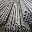 أنابيب الصلب الملحومة غير الملحومة ASTM A333 Grade4 لغلاية الماء الساخن