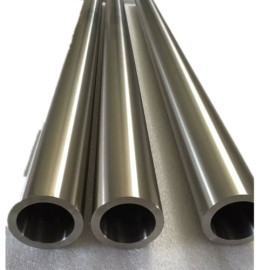 Uso del tubo de acero de aleación con base de níquel autenítico API 5CRA N06985 para tubo CRA