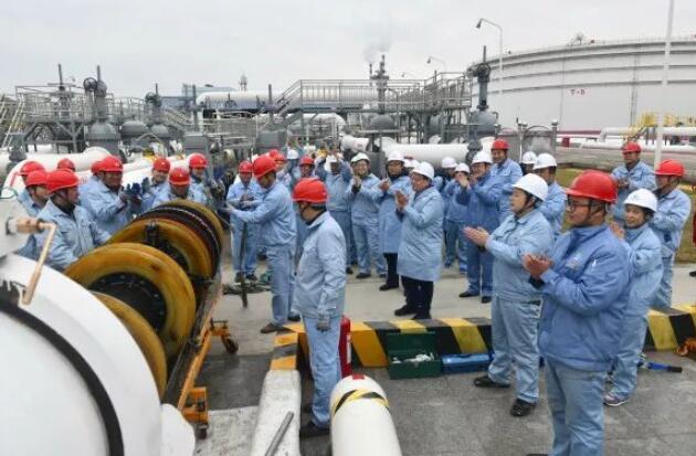 Проведена инспекция магистрального нефтепровода большого диаметра в Китае, и монополия на технологию нарушена