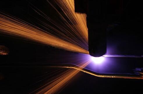 Baosteel преодолевает барьер технологии лазерной сварки горячекатаной стали с алюминиево-кремниевым покрытием