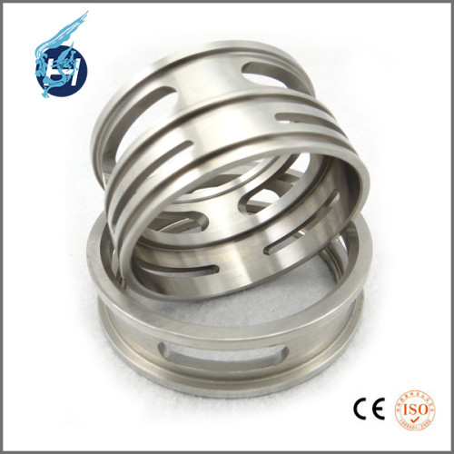 Dalian professionnel de haute précision usinant des pièces en tournant des pièces en acier inoxydable tours CNC de haute qualité des pièces d'usinage OEM