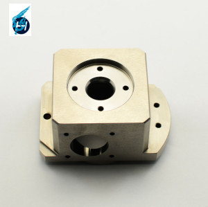 affidabile fornitore cinese di alta qualità CNC fresatura e tornitura pezzi di ricambio di precisione
