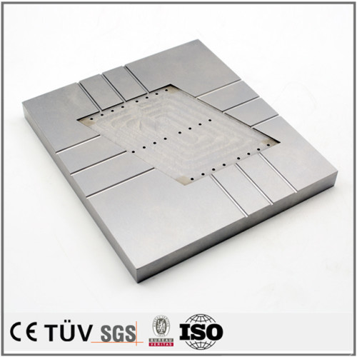 La Chine Sur mesure en acier allié sheft pièces en acier au carbone pièces fixes corps principal die pièces en acier