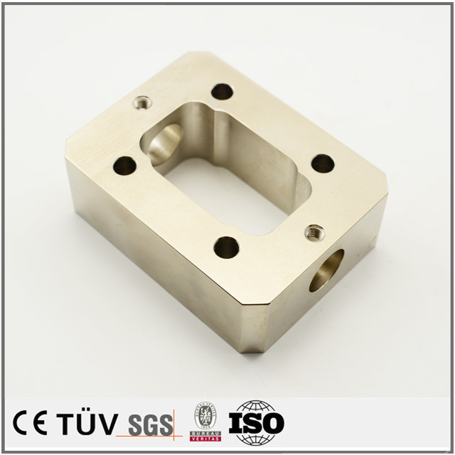 Surface treatment of electroless nickel plating on metals 