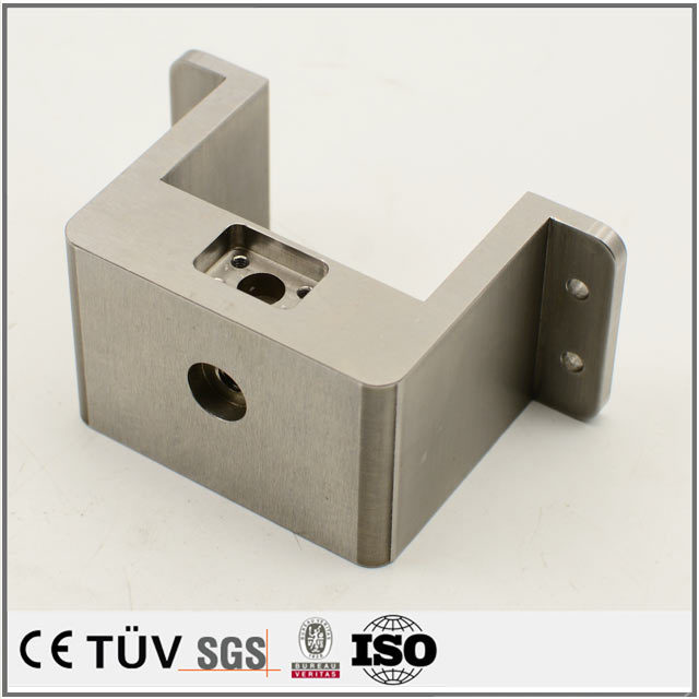 Admitted customized carbon steel machining center fabrication service CNC machining parts