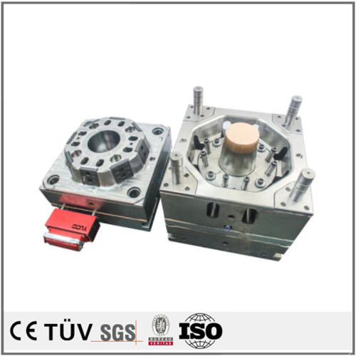 Plastic injection mold and mould manufacturer