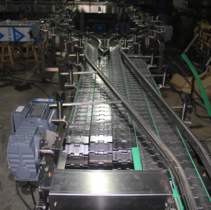 Flat top stainless steel conveying chain bottling conveyor systems