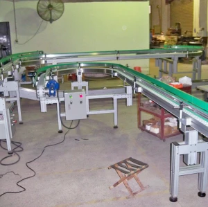 Factory material handling plastic flex conveyor system