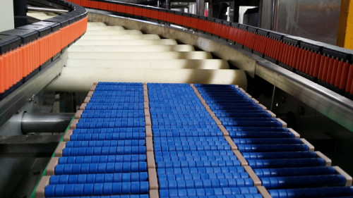 pallet roller conveyor systems for beverage carton transmission