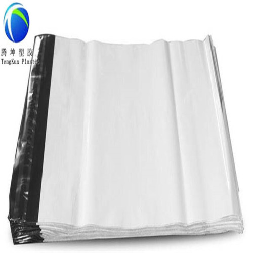 自己粘着性100％ヴァージンマテリアルを備えたプラスチック製ホワイトカラークーリエ郵便袋