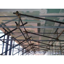 How to erect the indoor scaffolding system?